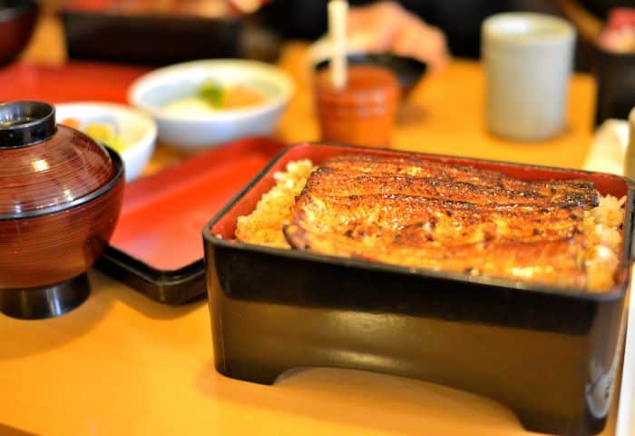 春木屋善兵衛説