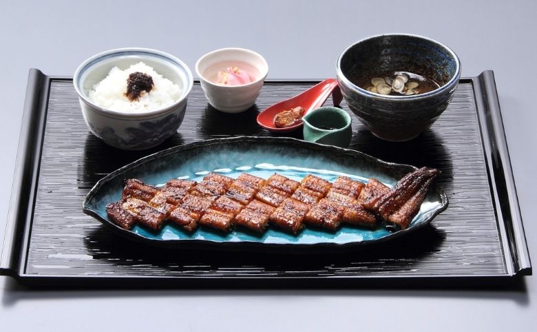 山美世の特大蒲焼御膳