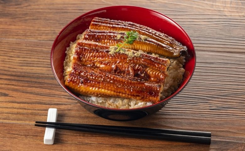 うなぎに山椒をかけるのはなぜ?
